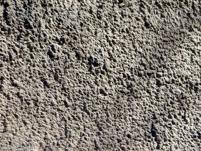 Comment accrocher des choses sur un mur de ciment