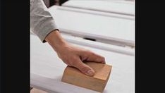 Comment refaire une armoire de cuisine avec du papier contact