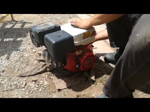 Cum să schimbați uleiul pe o mașină de tuns iarba 6.5
