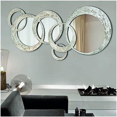 Ideas decorativas para ocultar un espejo de pared