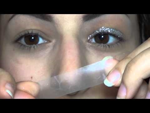 Hvordan fjerne svart eyeliner blyant fra et teppe