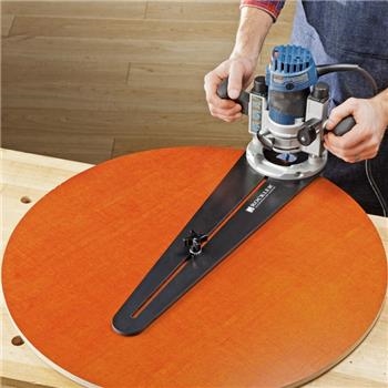 De beste manier om cirkels in hout te snijden