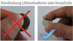 Einlegen von Batterien in eine Taschenlampe