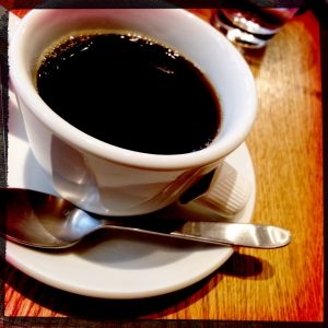 Hogyan tisztítsuk meg a kávéfőzőt a fehérítővel