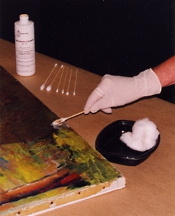 Cómo limpiar pinturas al óleo sobre lienzo