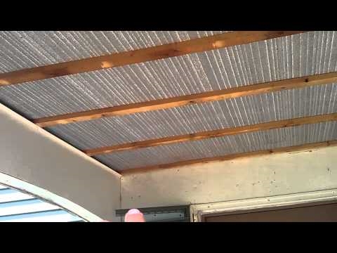 Как да инсталирате таван от винил софит
