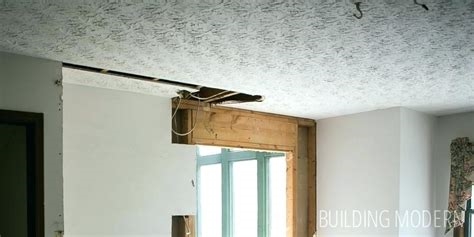 ポップコーンの質感のある天井に乾式壁を設置する方法