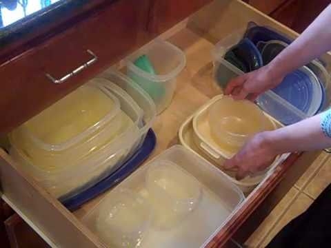 Como separar recipientes de armazenamento de plástico