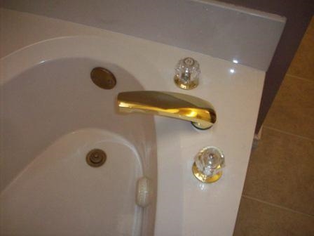 Cách thay thế vòi bồn tắm La Mã