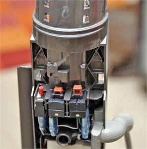 Comment réinitialiser le disjoncteur sur un aspirateur
