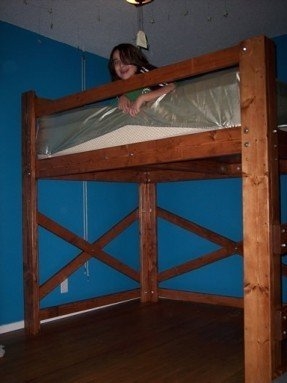 Sådan konverteres en seng til en loftseng