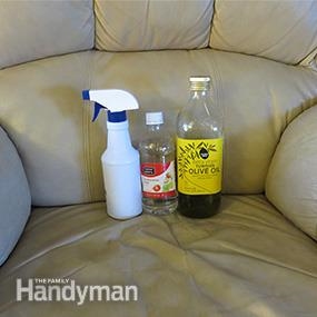 Kā notīrīt baltu ādas dīvānu