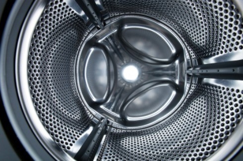 Kaip iš skalbimo mašinos išvalyti kieto vandens nuosėdas