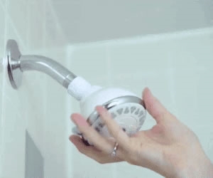 כיצד להסיר ראש מקלחת תקוע