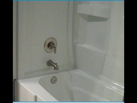 كيفية إزالة الطلاء من حوض الاستحمام الألياف الزجاجية