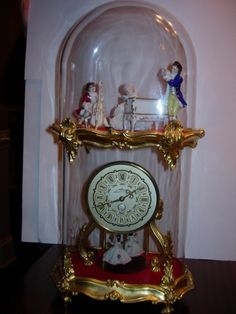 Ako identifikovať starožitné hodiny