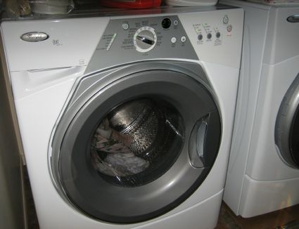 Jak rozwiązywać problemy z pralką Whirlpool