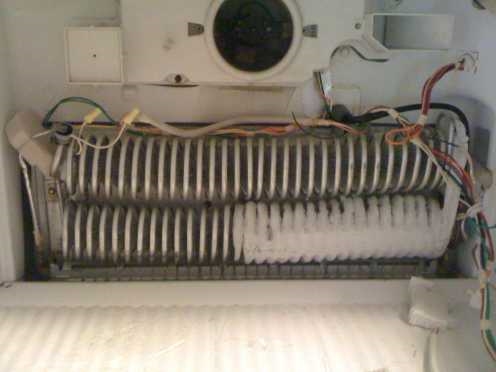 Comment réparer un amortisseur sur votre réfrigérateur Frigidaire