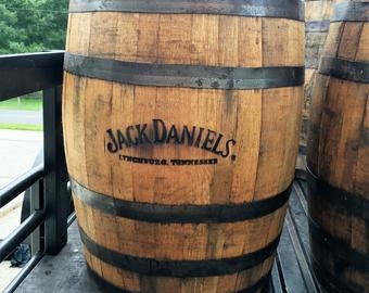 Cum să terminați un baril de whisky folosit