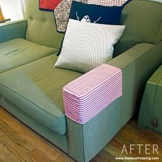 كيفية جعل أريكة الذراع يغطي واقية