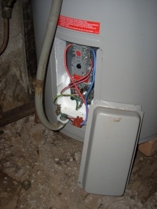 Cómo reemplazar un termostato de tanque de agua caliente Rheem