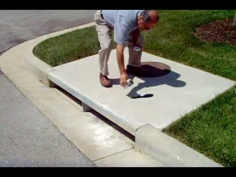 Sådan fjernes muriasyrepletter fra beton