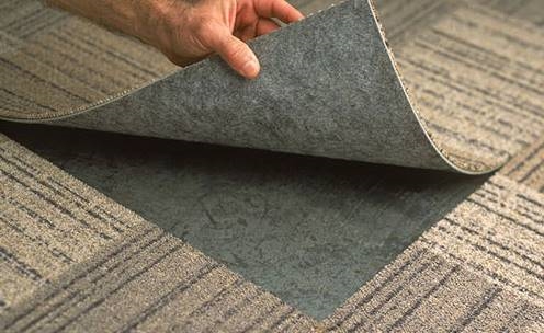 Memasang Karpet pada Tile Vinyl