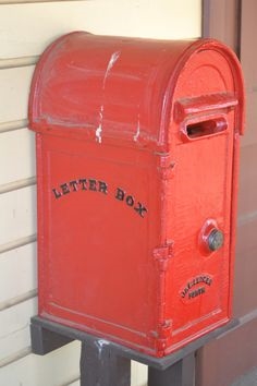 Hvordan værbestandig en postkasse