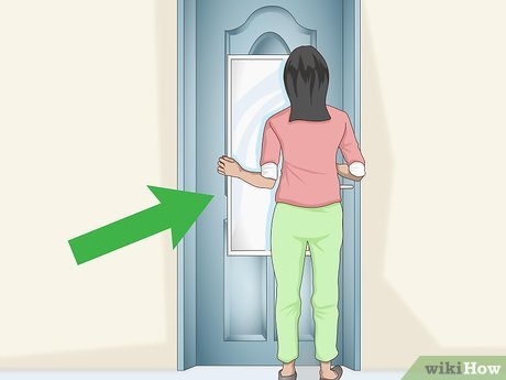 Kuinka ripustaa ovenpeili