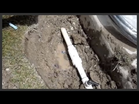 Como reparar uma linha de água subterrânea quebrada