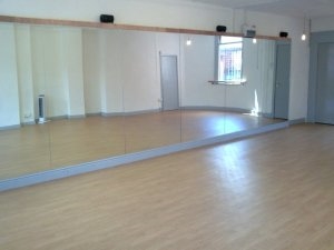 Kako zgraditi plesni studio doma