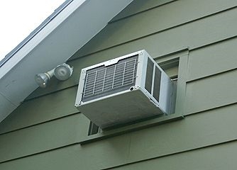 ما هو الفرق بين النافذة ومكيفات الهواء الجدار؟