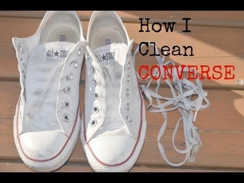 Как чистить белую теннисную обувь