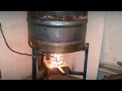 Como fazer um gotejamento de óleo para um fogão a lenha