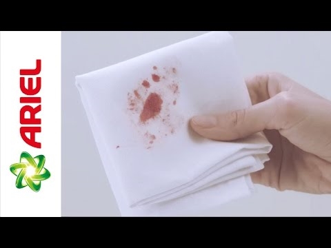 Cómo quitar las manchas de sangre del azulejo del piso del baño