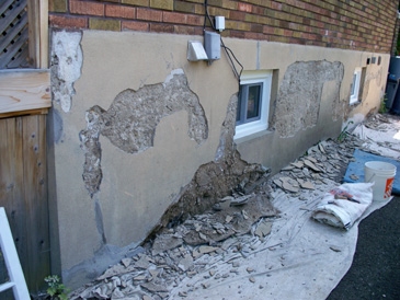 Kako parirati steni fundacije