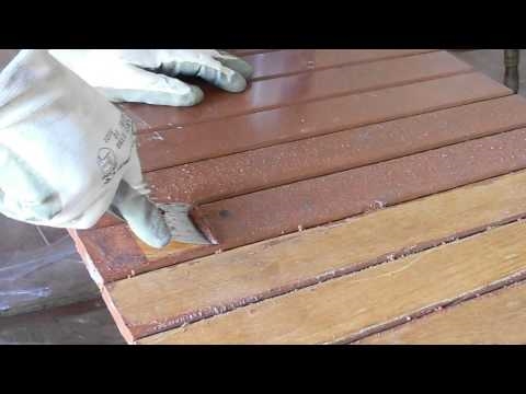 Come rimuovere l'odore di vernice dal legno