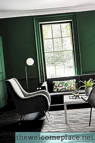 11 Enviable Green Living Rooms
