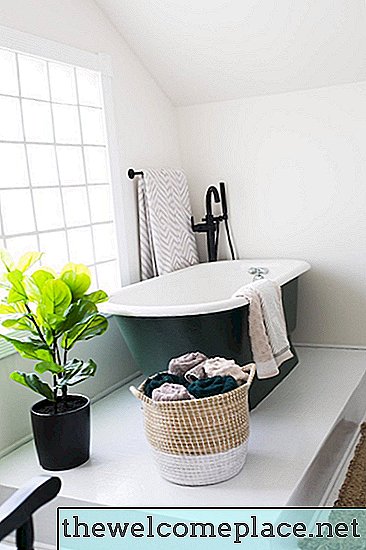 12 ideas económicas para remodelar el baño que solo parecen costosas