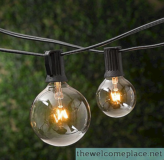 12 Outdoor-Lichterketten für Ihren Hof