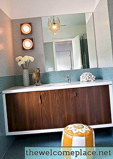 14 ideas modernas de azulejos de baño de mediados de siglo