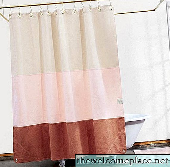 15 cortinas de chuveiro únicas e acessíveis
