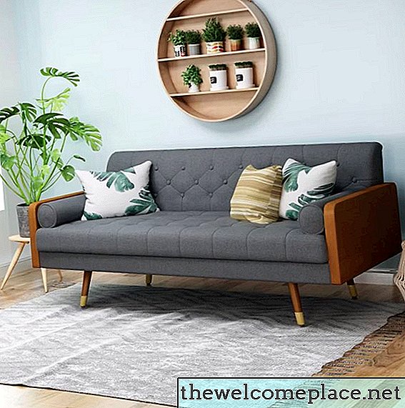 16 sofás com menos de US $ 500 que não economizam em estilo ou conforto