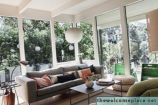 Buďte stále srdcom: Tieto závesné svetlá v obývacej izbe sú prakticky dokonalé