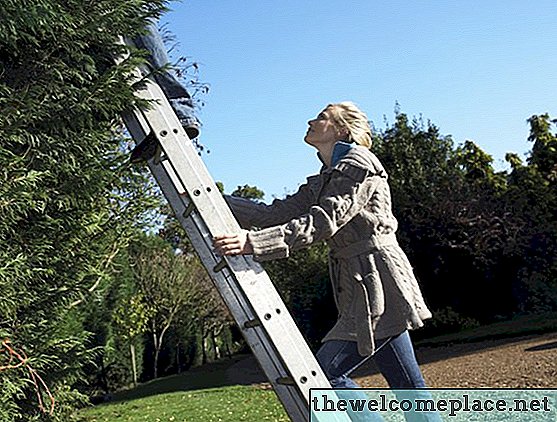 Najlepší spôsob, ako držať rebrík