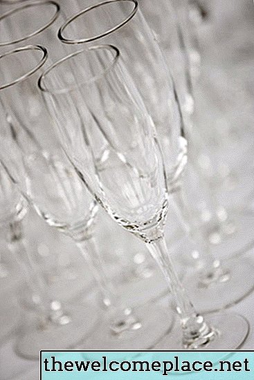 Peut-on laver les verres de cristal au lave-vaisselle?