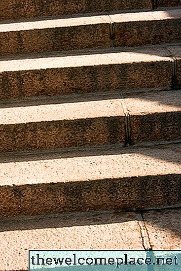 Puteți instala pavele pe treptele de beton existente?