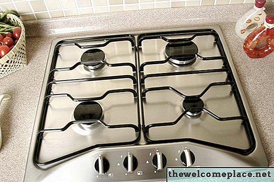 Чи можете ви використовувати кам'яний посуд на плиті?