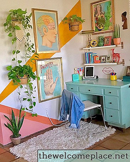 Precaución: esta colorida oficina en casa podría darle una sacudida de energía