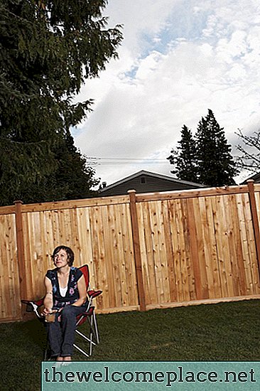 Najcenejši načini za ograjevanje vašega dvorišča